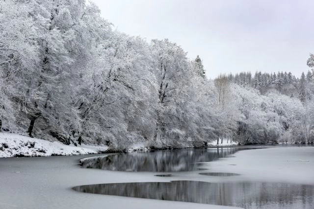 «Καμπανάκι» επιστημόνων: 35.000 λίμνες θα μείνουν χωρίς πάγους